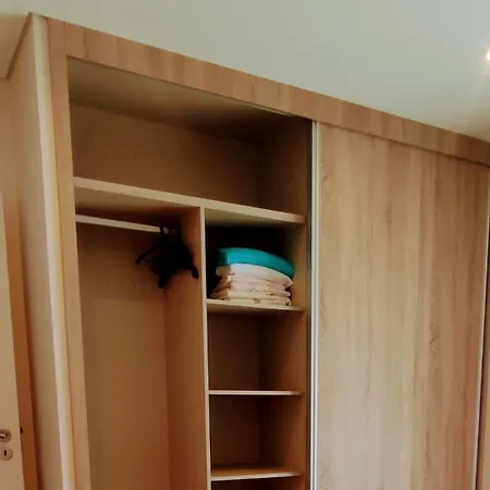Casa Com Jardim Privado E Estacionamento No Interior * אמאריס
